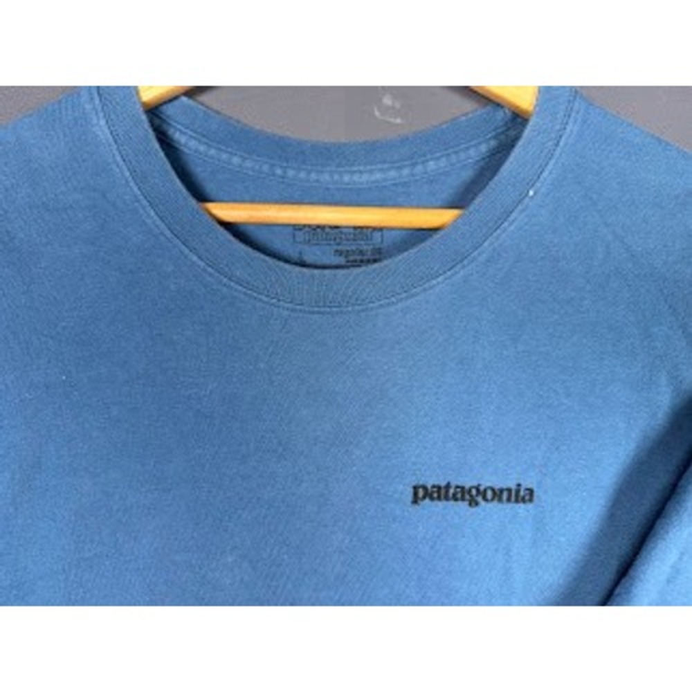 Patagonia P-6 Logo Responsibili-Tee Blue Organic Cotton Shirt Mens Large